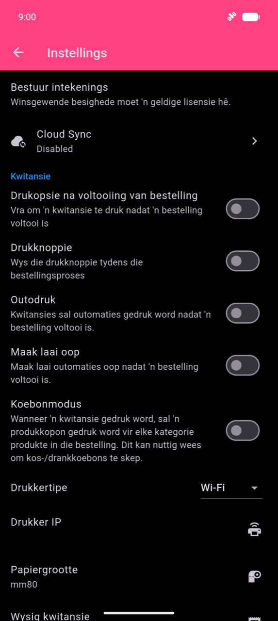 Instellings-skerm: Cloud Sync (Gedeaktiveer), dan die Kwitansie-afdeling met skakelaars vir Drukopsie na voltooiing van bestelling, Drukknoppie, Outodruk, Maak laai oop, en Koebonmodus (almal af), gevolg deur Drukkertipe (Wi-Fi), Drukker IP, Papiergrootte (mm80), en Wysig kwitansie