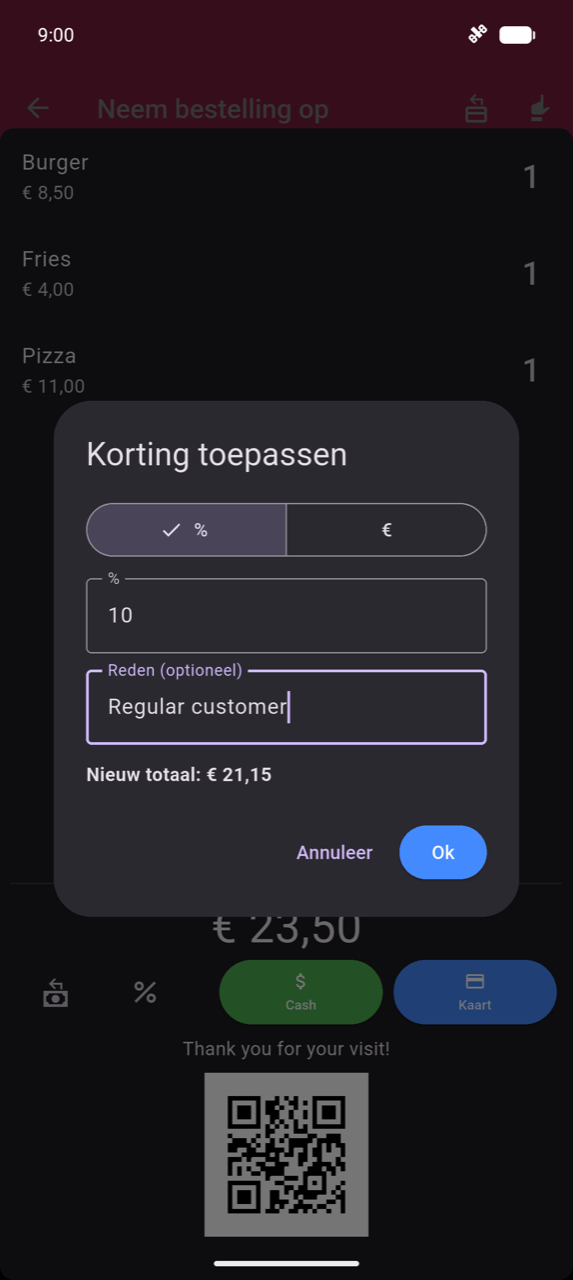 Dialoogvenster Korting toepassen: type-wisselaar % / $ met % geselecteerd; waardenveld met 10; veld Reden (optioneel) met "Regular customer"; voorbeeld Nieuw totaal: € 21,15; knoppen Annuleren en Ok; achter het dialoogvenster de bestelling met Burger € 8,50 ×1, Fries € 4,00 ×1, Pizza € 11,00 ×1 en de afrekenknoppenbalk van € 23,50 met Cash- en Kaart-knoppen
