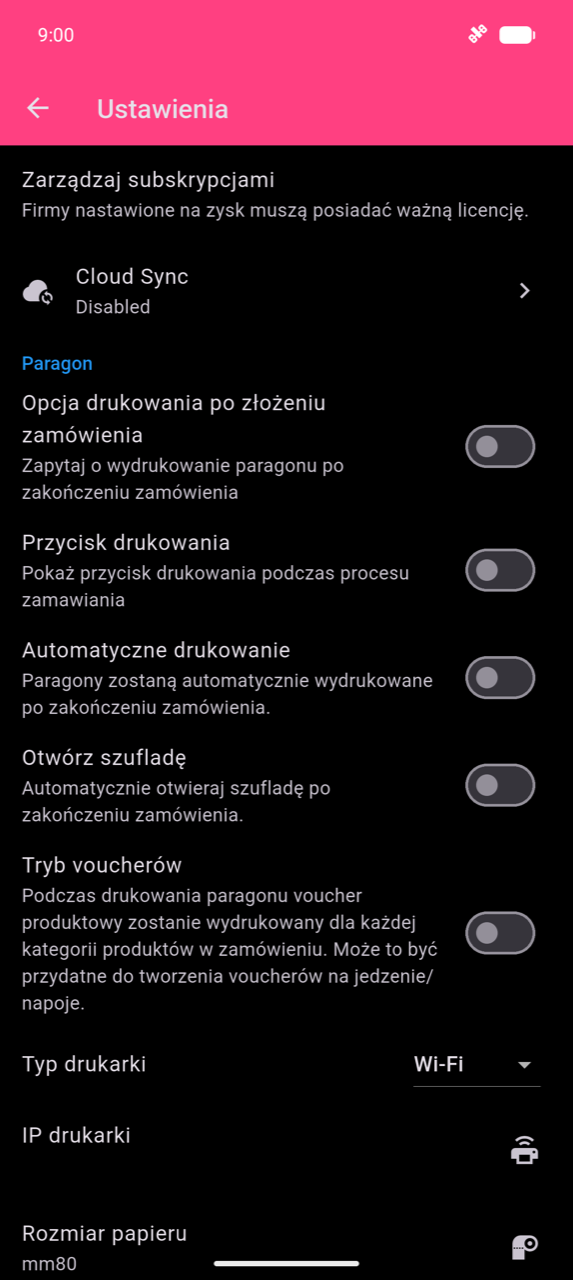 Ekran ustawień: Cloud Sync (wyłączony), następnie sekcja Paragon z przełącznikami dla opcji drukowania po złożeniu zamówienia, przycisku drukowania, automatycznego drukowania, otwierania szuflady i trybu voucherów (wszystkie wyłączone), a poniżej typ drukarki (Wi-Fi), IP drukarki, rozmiar papieru (mm80) i edytuj paragon