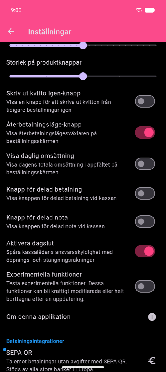 Inställningsskärmen med växlingen Aktivera dagslut påslagen (rosa), märkt "Track cash drawer accountability with opening and closing counts", bland flera andra funktionsväxlingar